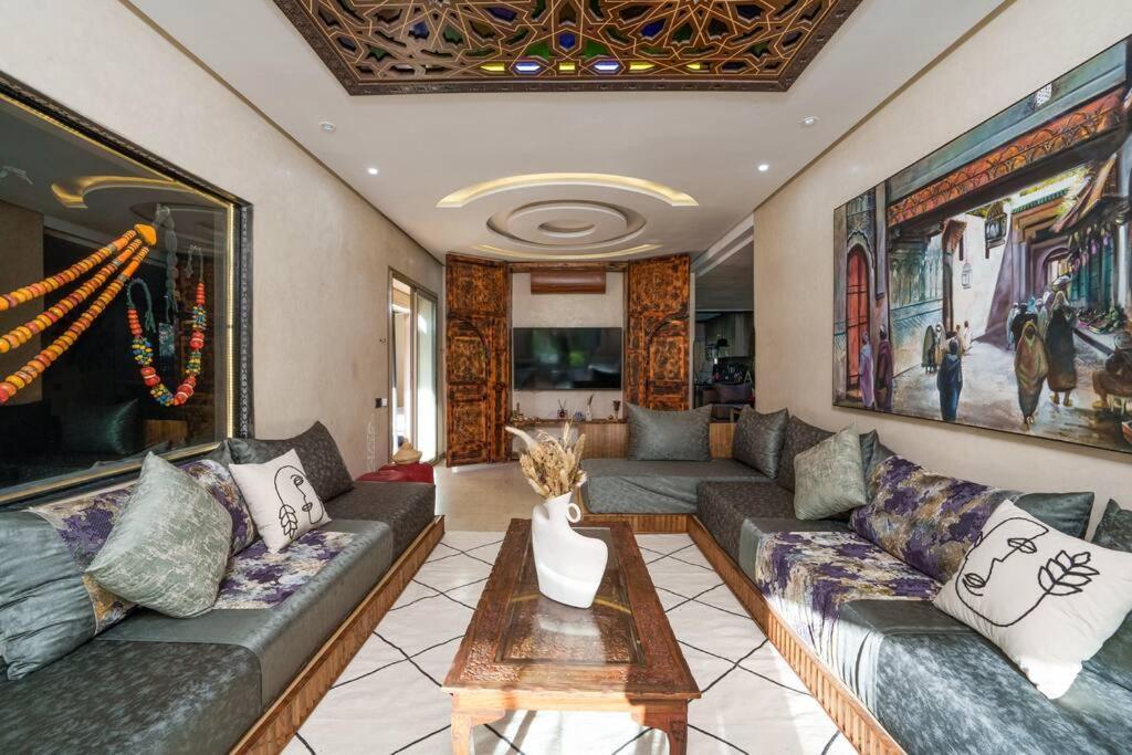 Appartement Perle Rare A Prestigia - Vue Sur Piscine & Jardin Marrakesh