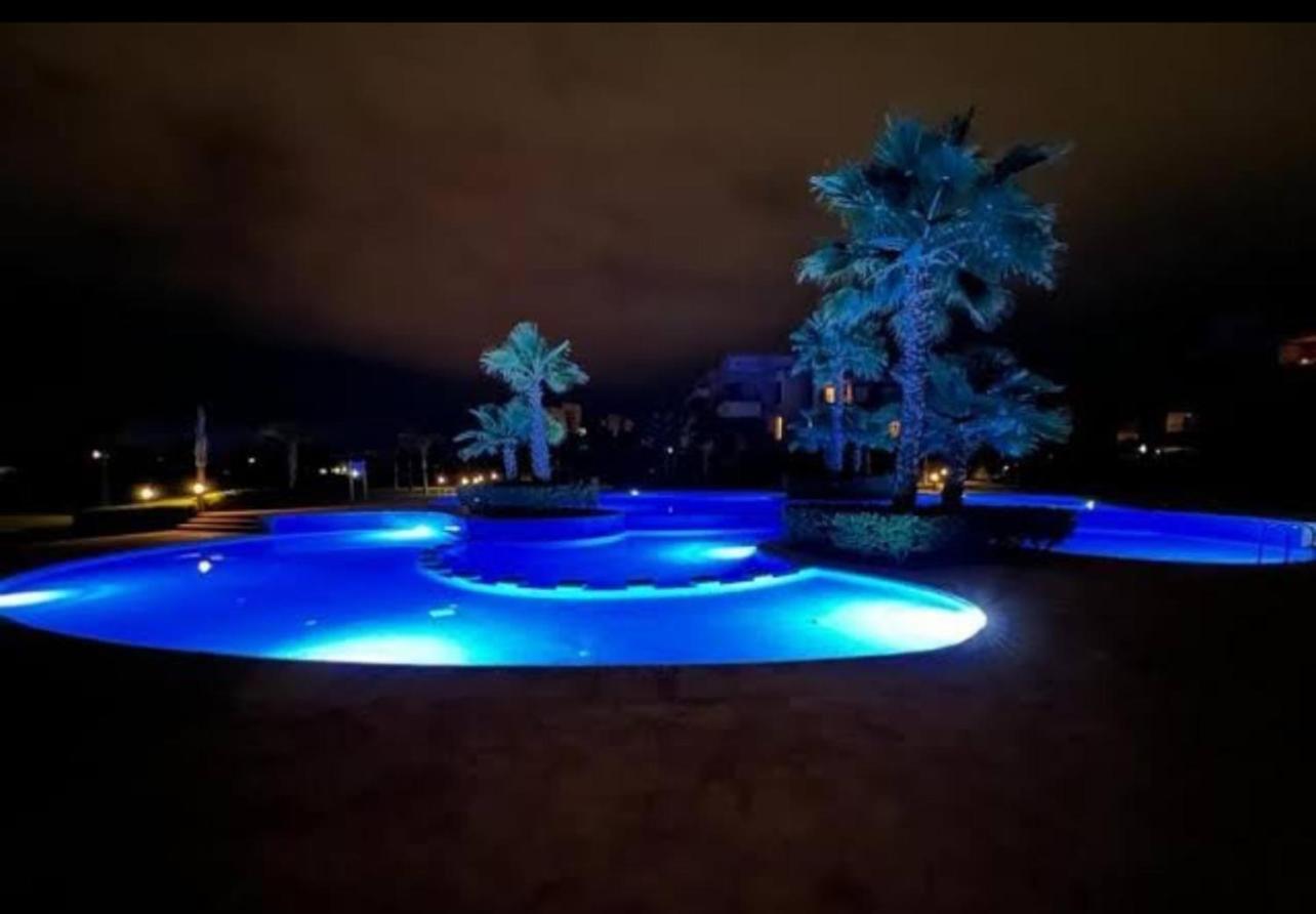 De Luxe Avec Jardin Vue Sur La Piscine Golf Securise 24h Sur 24 A 5 Minutes De L Aeroport Appartement *