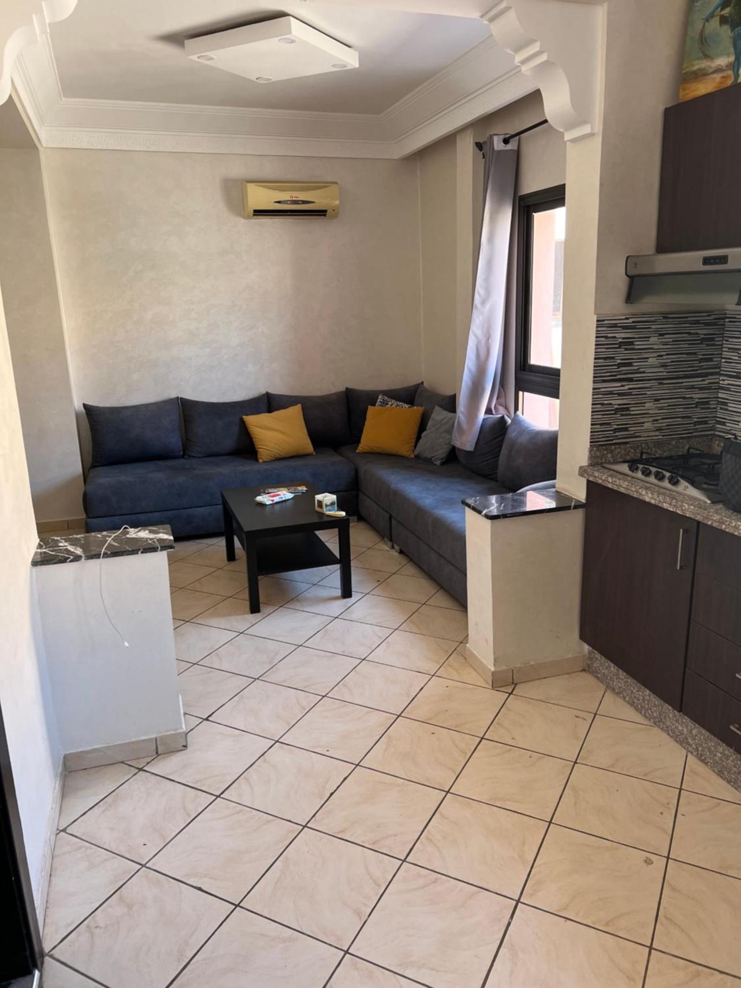 Dans Apartment