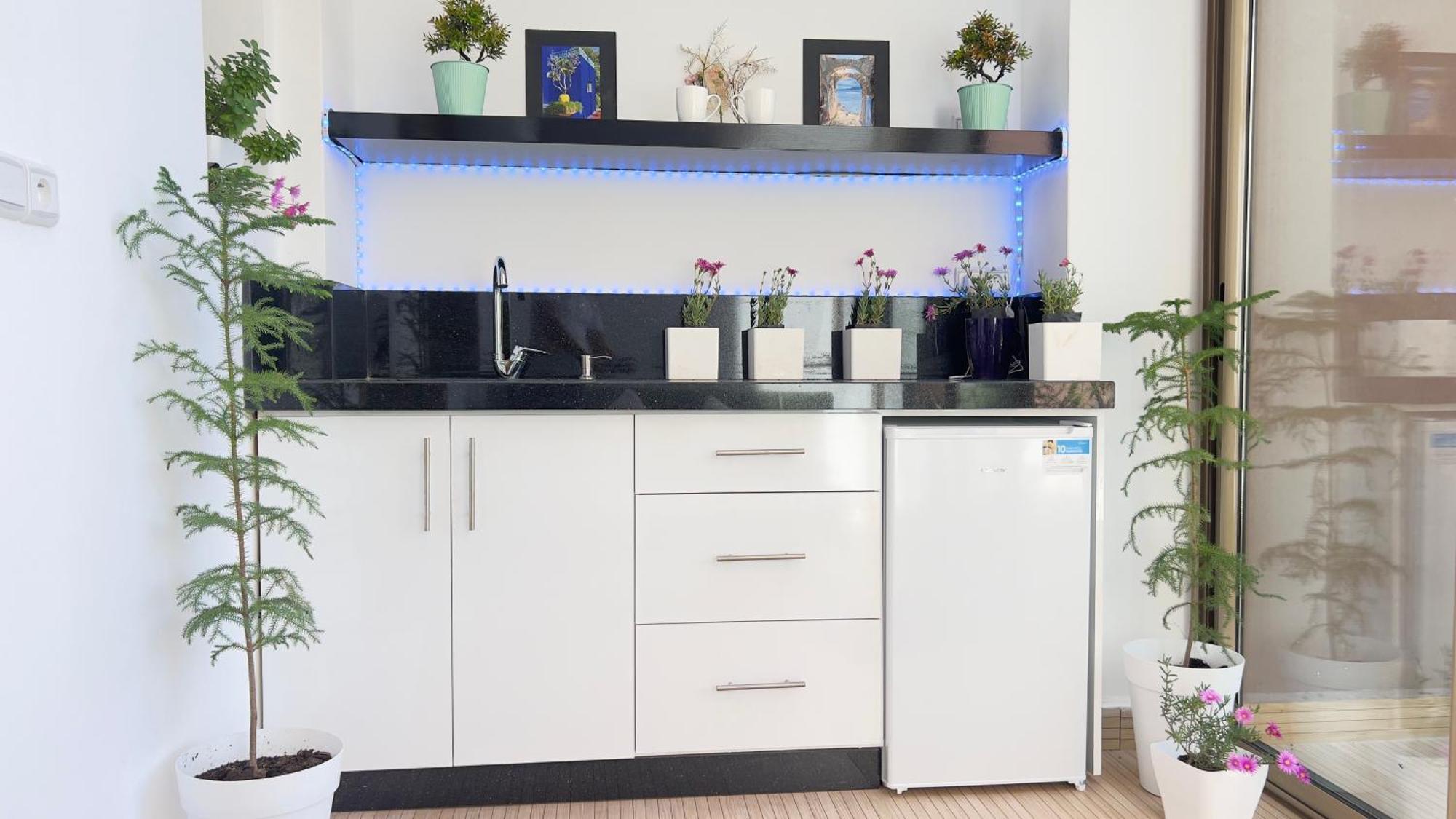 De Luxe Avec Jardin Vue Sur La Piscine Golf Securise 24h Sur 24 A 5 Minutes De L Aeroport Appartement Marrakesh