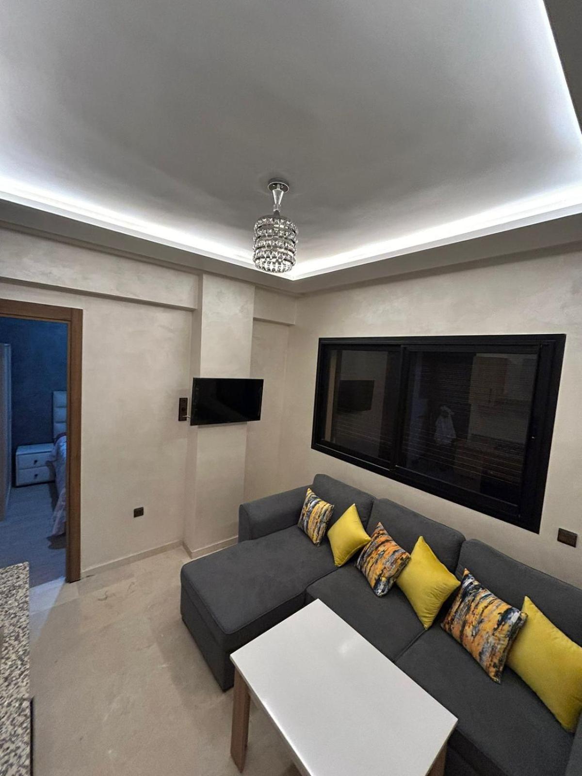 Au Centre De Marrakech Avec Piscine Apartamento