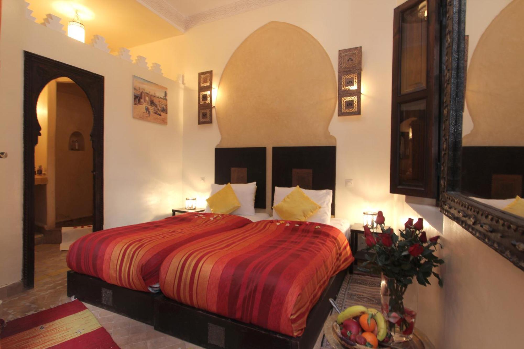 Riad La Porte Rouge By La Siredrah