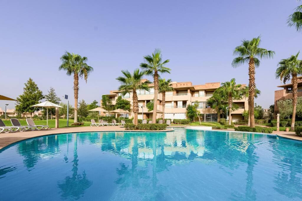 Apartment Fantastic - Pool Front
