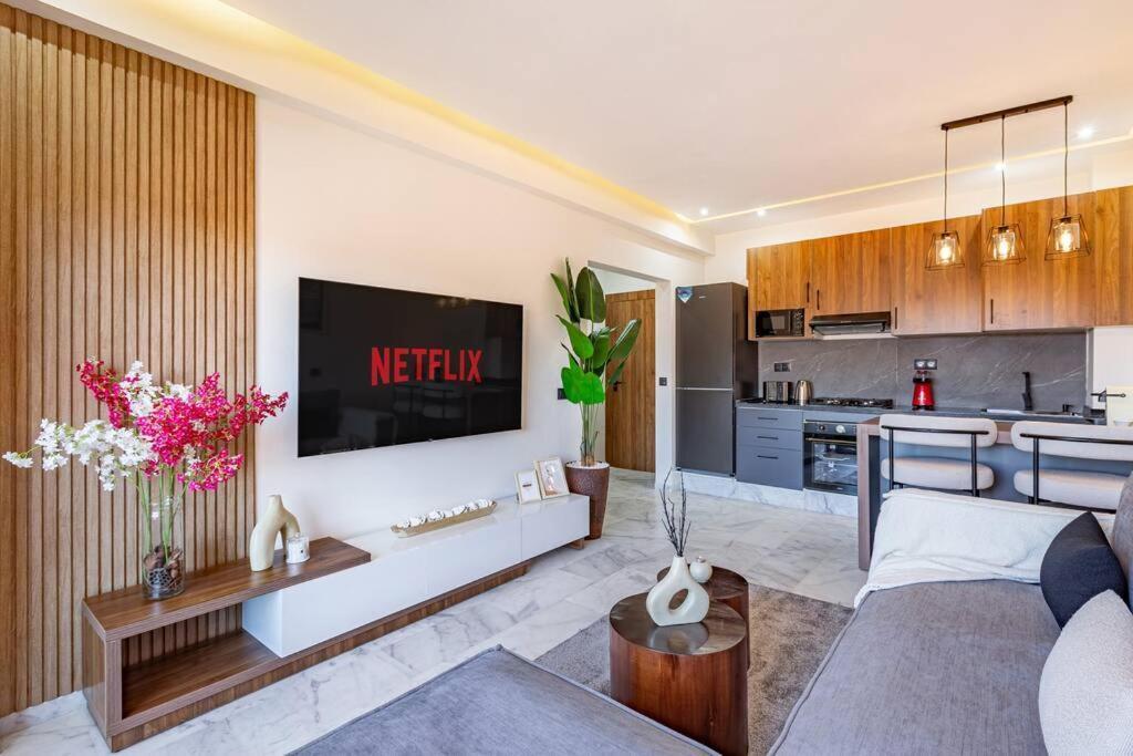 Luxury Gueliz, Cinema Bedroom Experience Appartamento Marrakesh