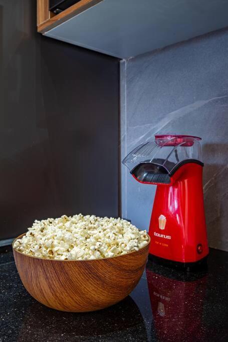 Luxury Gueliz, Cinema Bedroom Experience * Marrakesh