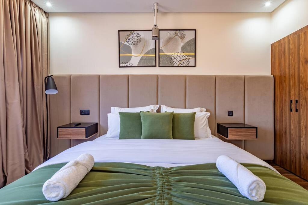 Luxury Gueliz, Cinema Bedroom Experience Appartamento