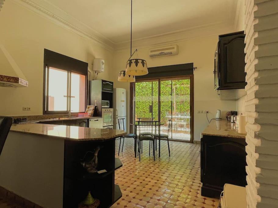 5 En Pleine Villa *