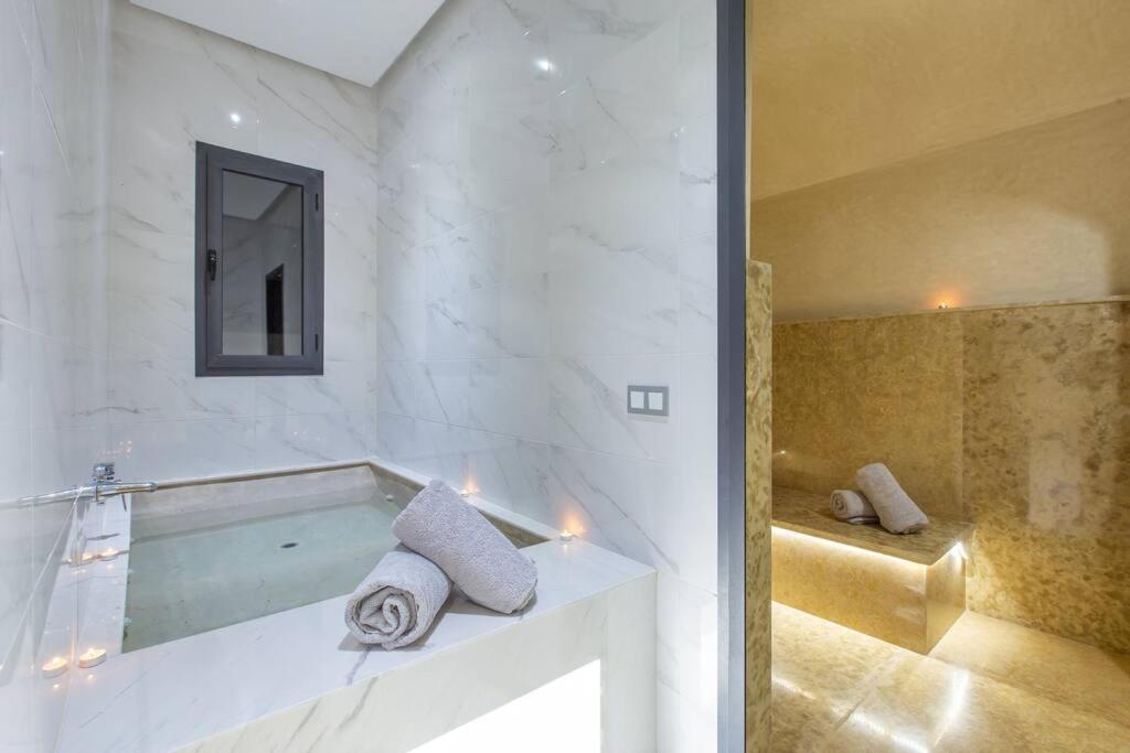 Villa Kassia , Jacuzzi, Hamman, Jeux… Marrakesh