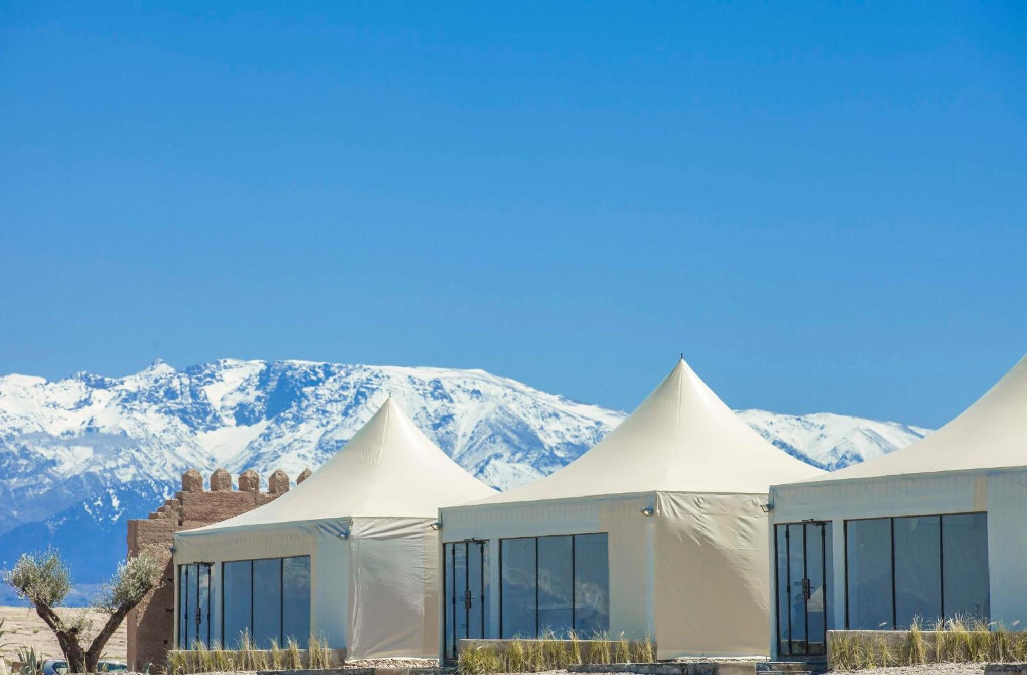 The White Camel Camp - Agafay Desert Activities Lodge *