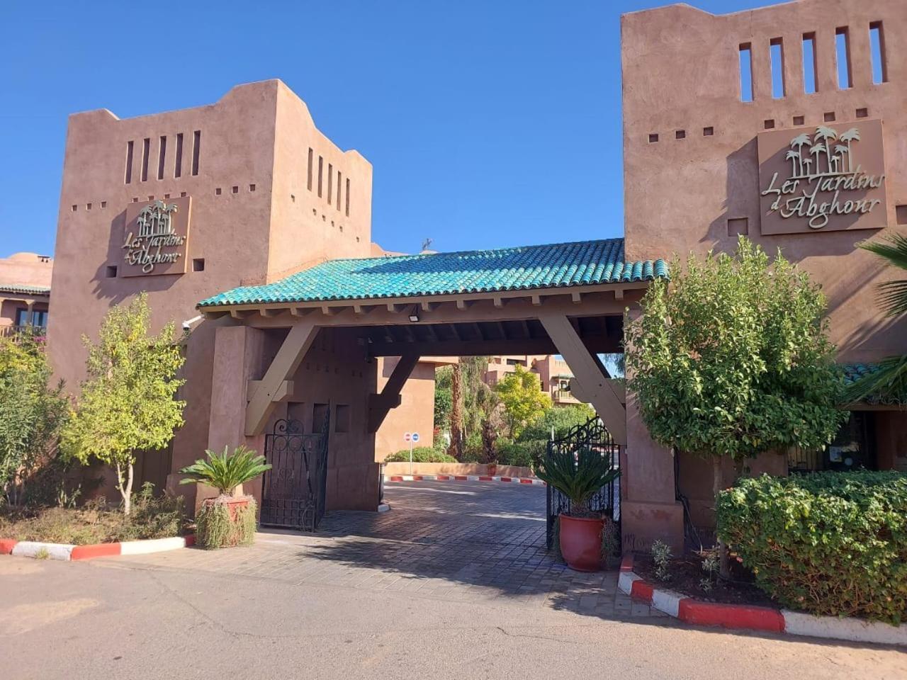 Apparemment A Marrakech