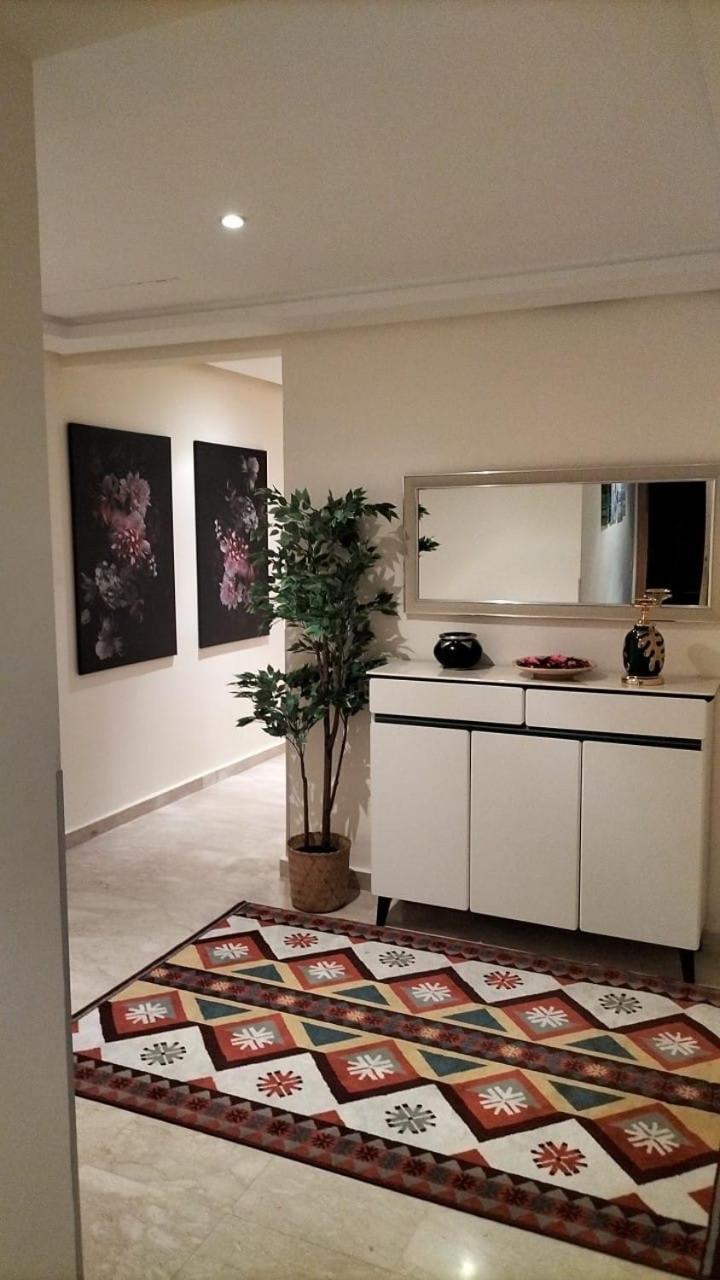 Schone Ferienwohnung: Poolblick Und Terrasse Nahe Majorelle Garden *