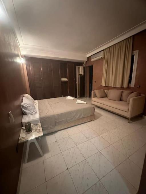 T5 Au Centre De L'hivernage Apartamento
