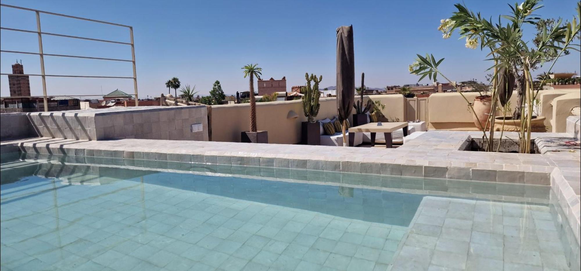 De Vincent Riad 2*