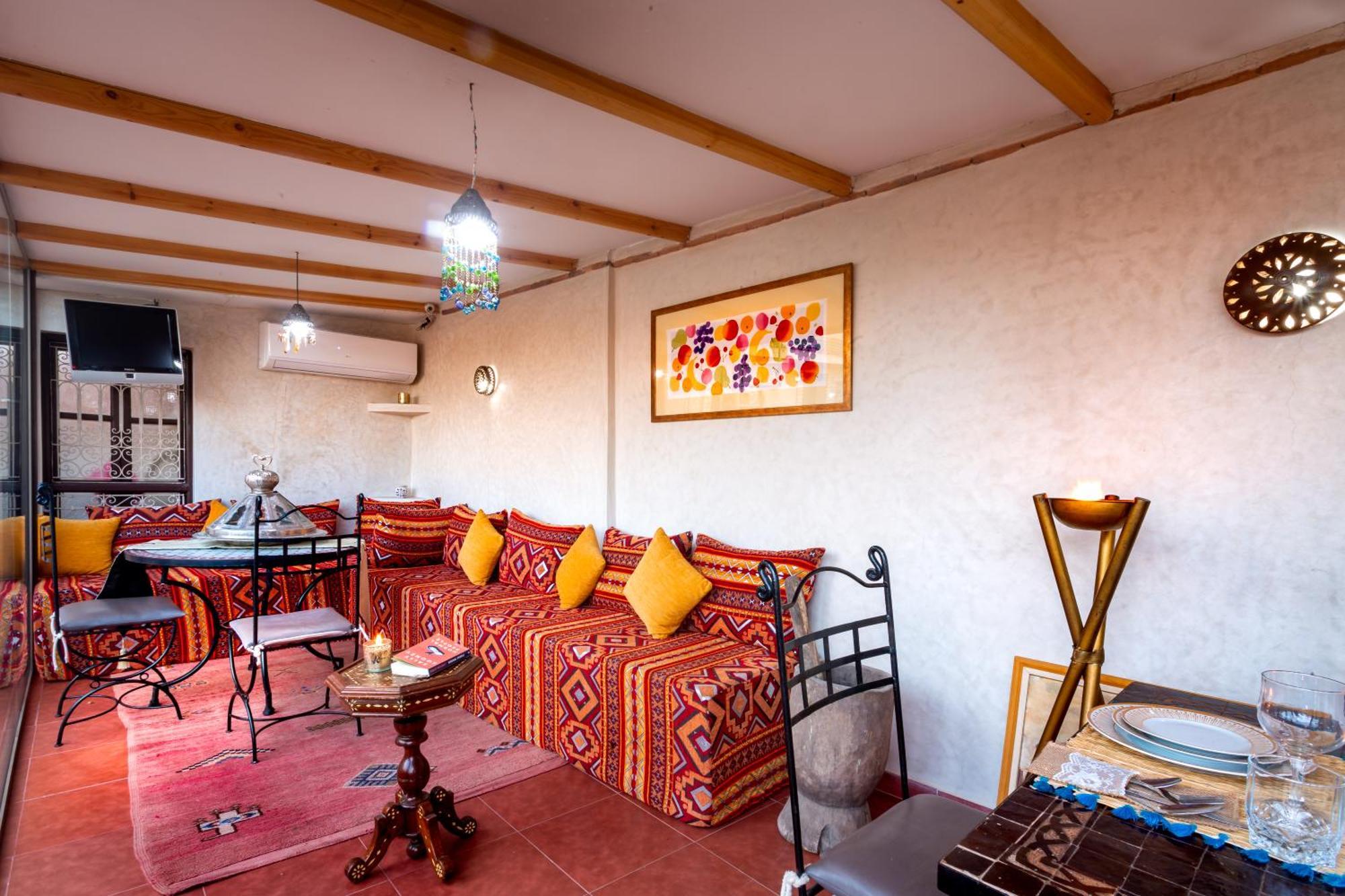Riad Azalia