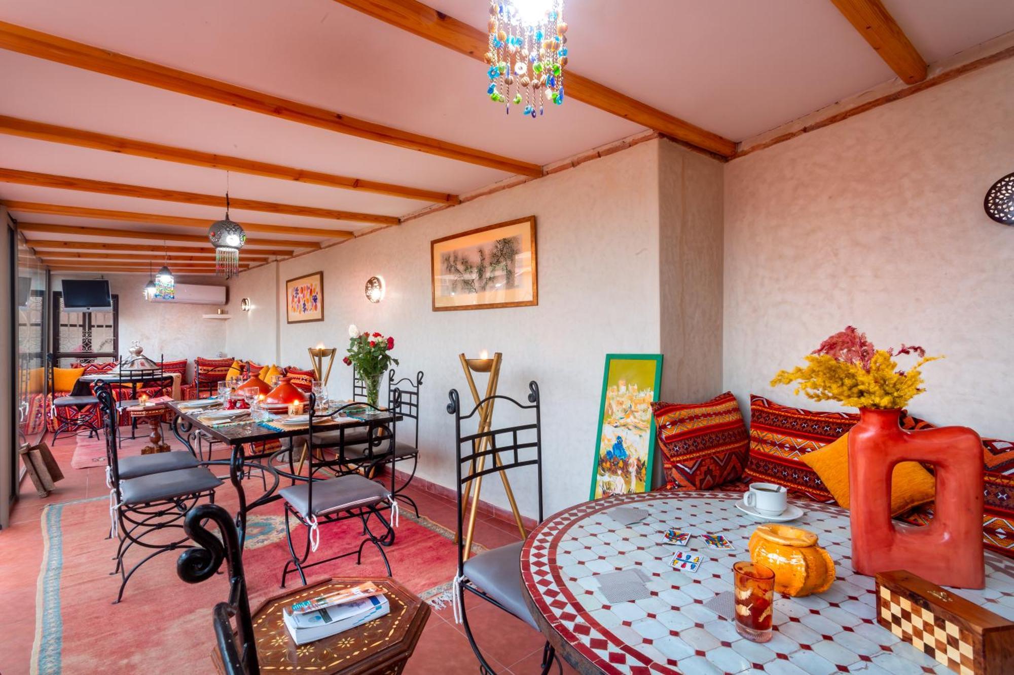 Azalia Riad 3*