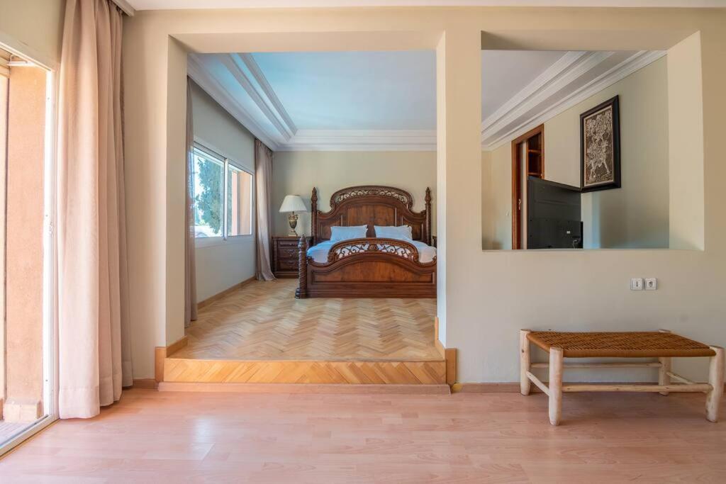 Summer With Private Pool Villa