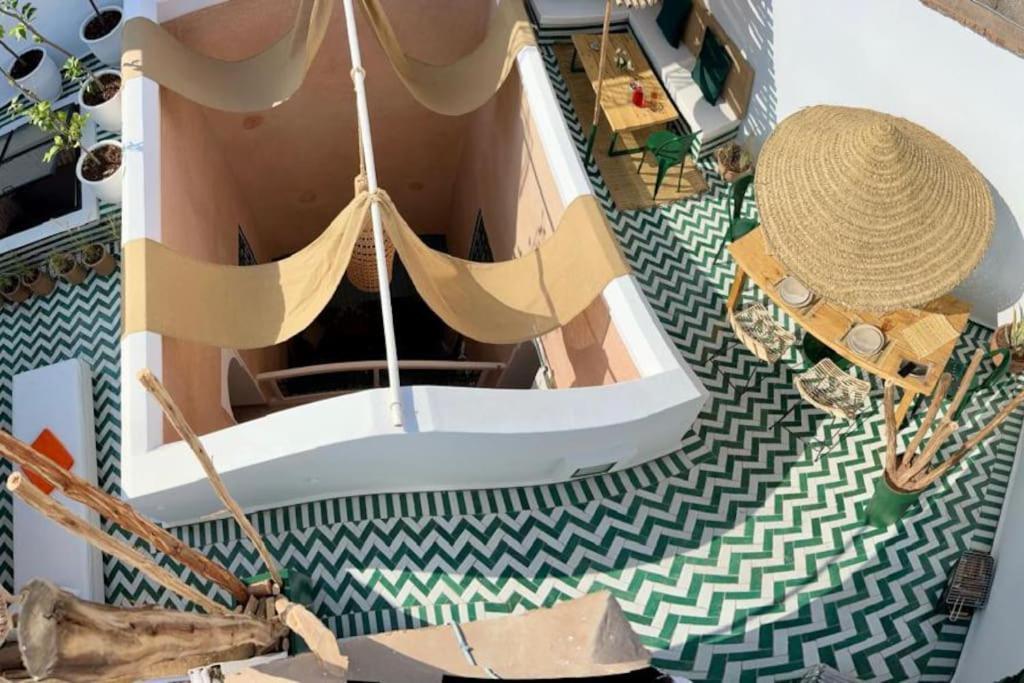 Magnifique Prive 3 Chambres, Terrasse Sur Le Toit A Marrakech Au Coeur De La Medina *