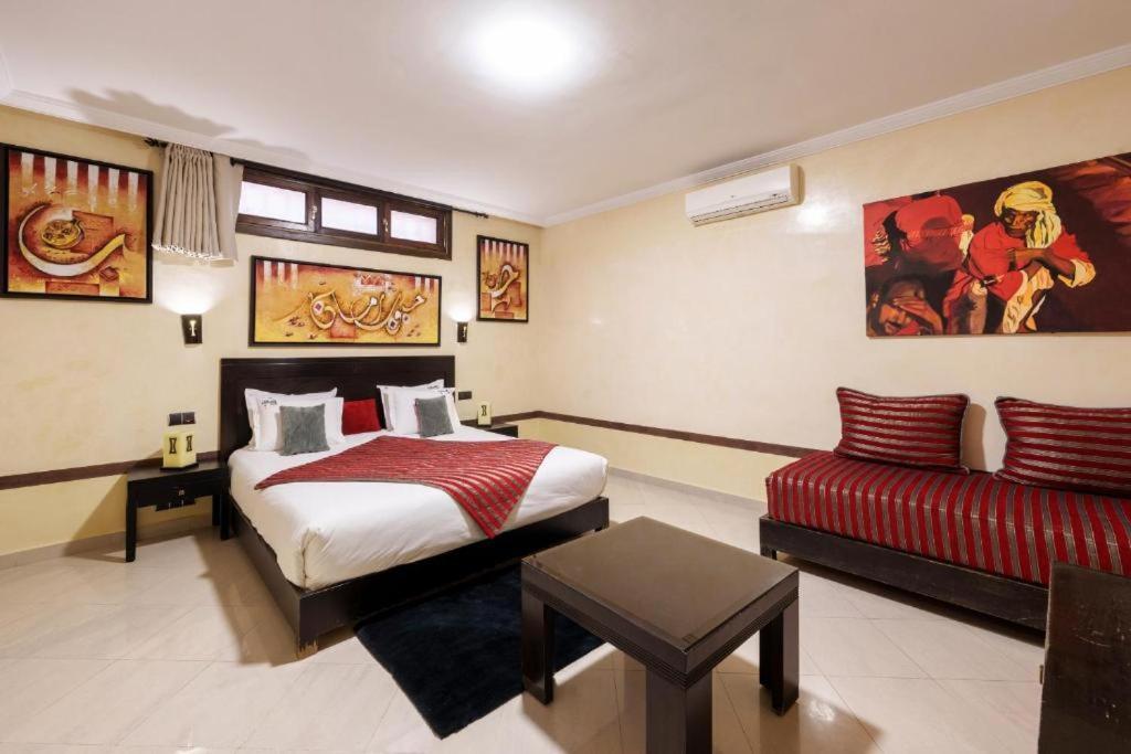 Villa Ushuaia Avec Piscine - Petit Dejeuner Gratuit - Marrakech Center *