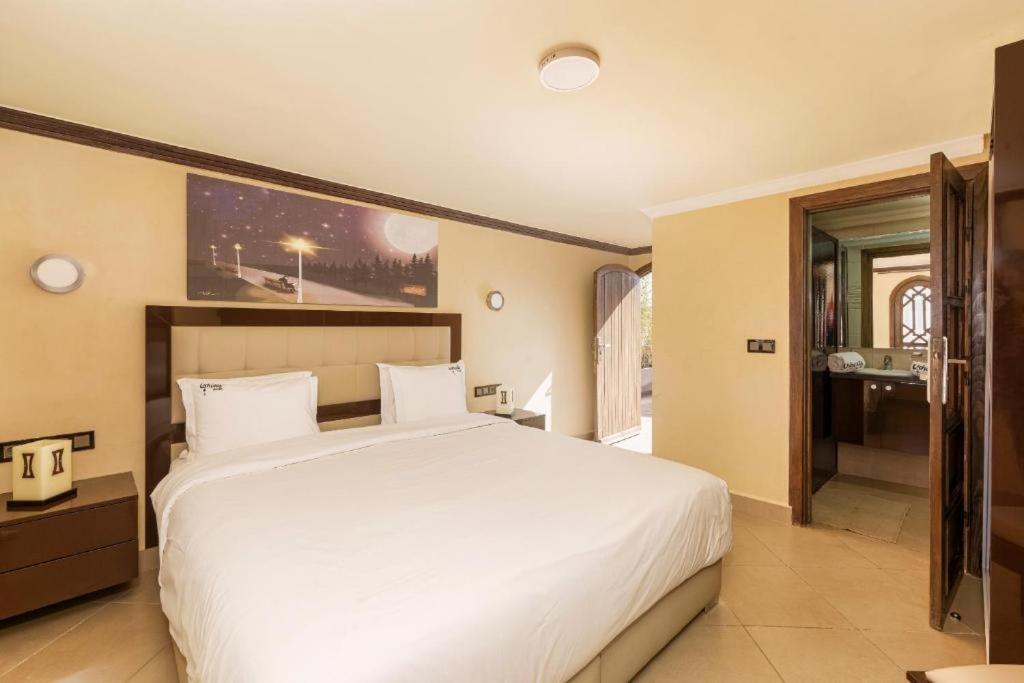 Ushuaia Avec Piscine - Petit Dejeuner Gratuit - Marrakech Center Villa *