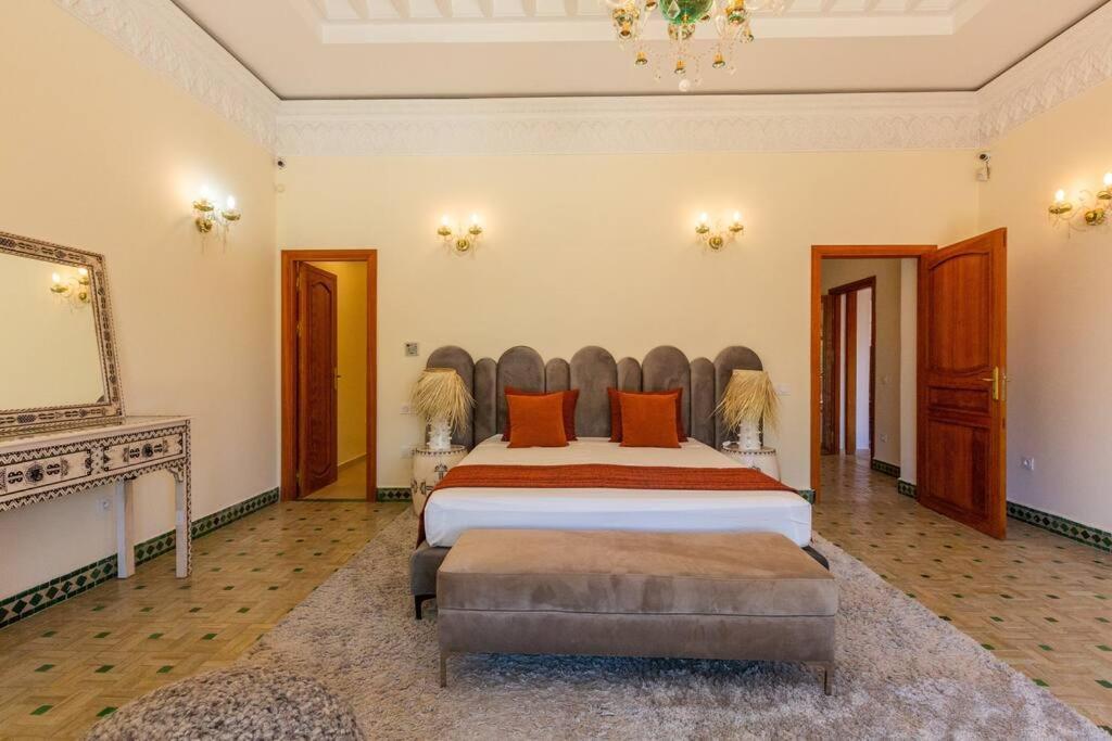 Atlas Mountain Escape: Pool, Garden & Paradise Villa *