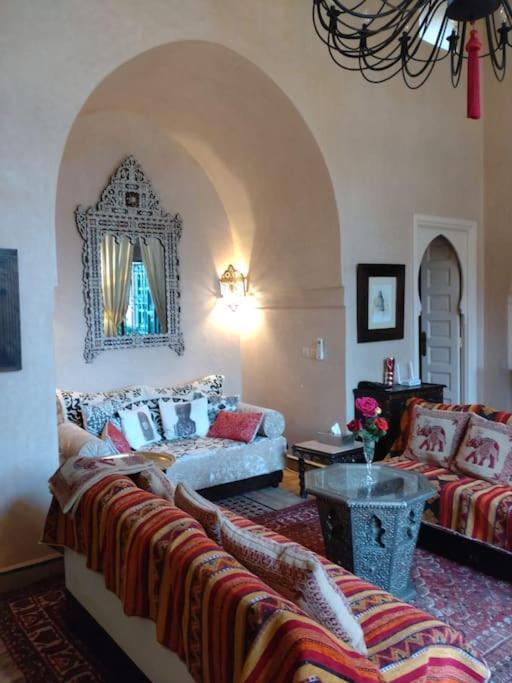Marrakech, 7 Harmonia, Pour 6 Personnes Avec Piscine Privee *