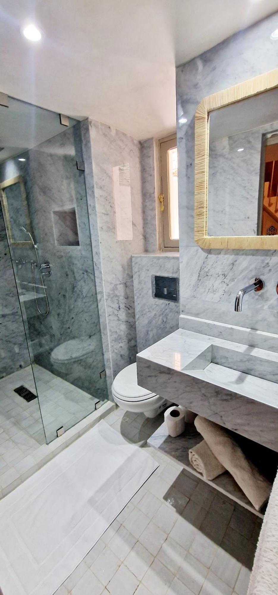 De Vincent Riad 2*