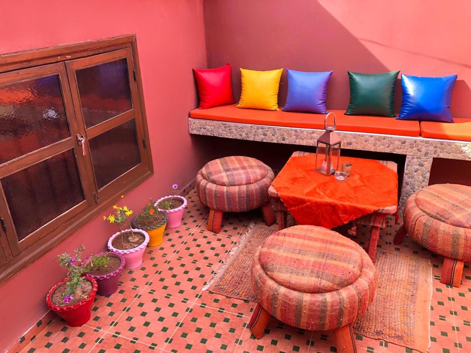 Accommodatie bij particulieren Ramona Lqariya Seyaheya *