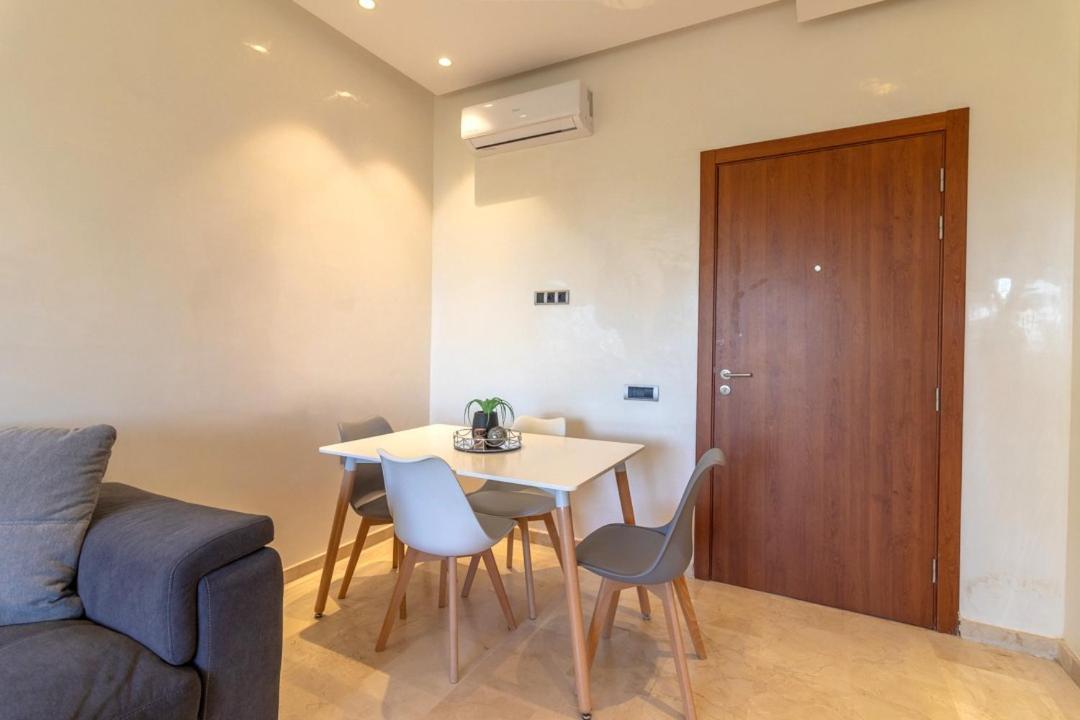 Luxury 2 Bedrooms