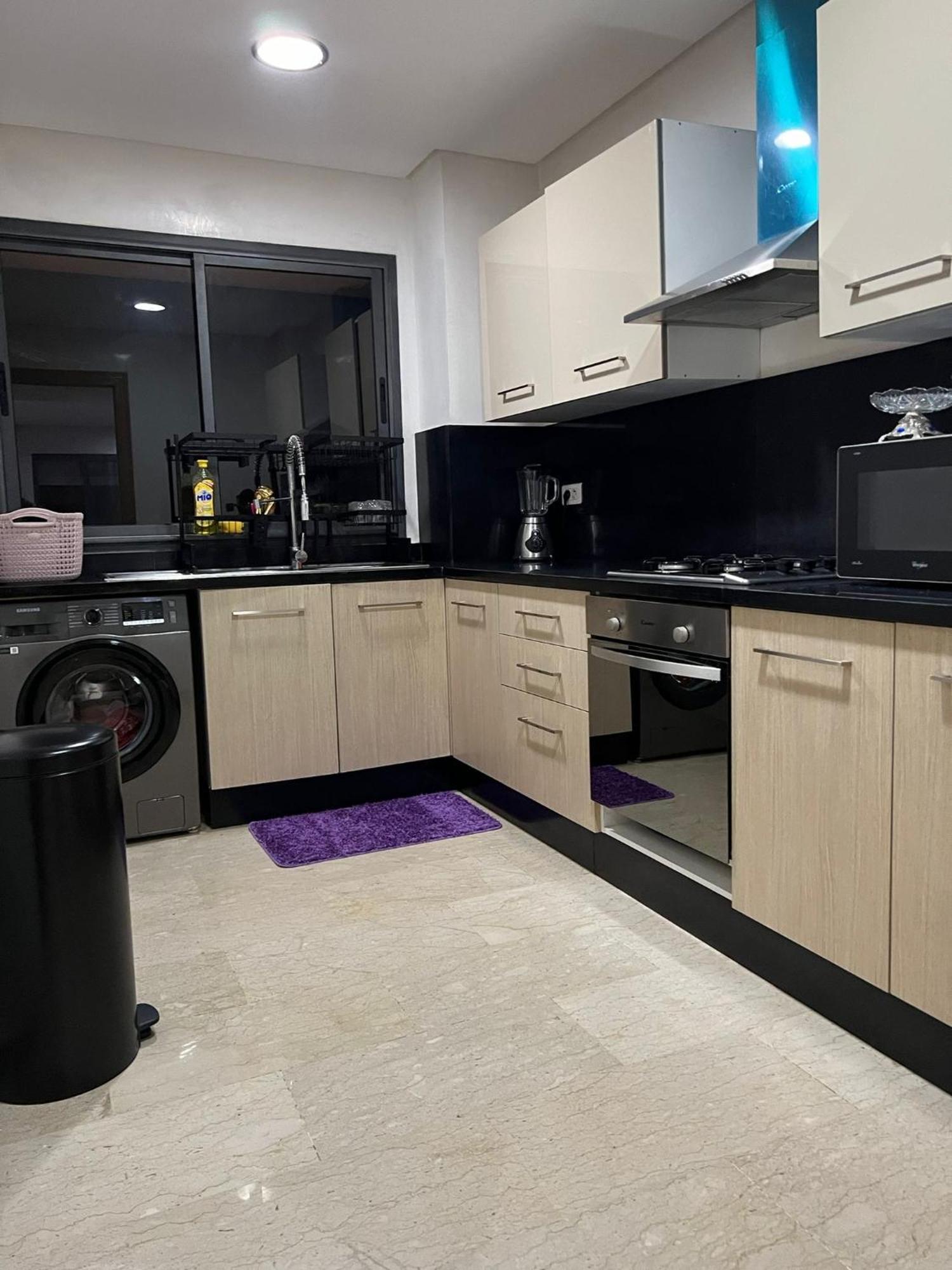 Appartement Luxueux Au Centre Geuliz