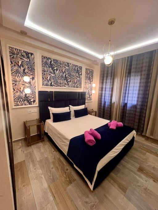 E-appartement De Luxe Centre Gueliz Piscine Parking Fibre Netflix