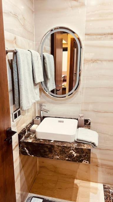 Appartement Avec Patio Et Jaccuzzi