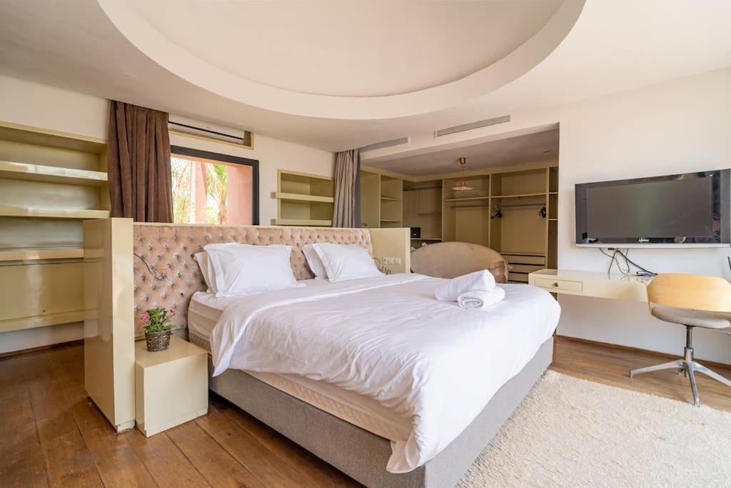 Villa Designer In La Palmeraie Marrakech