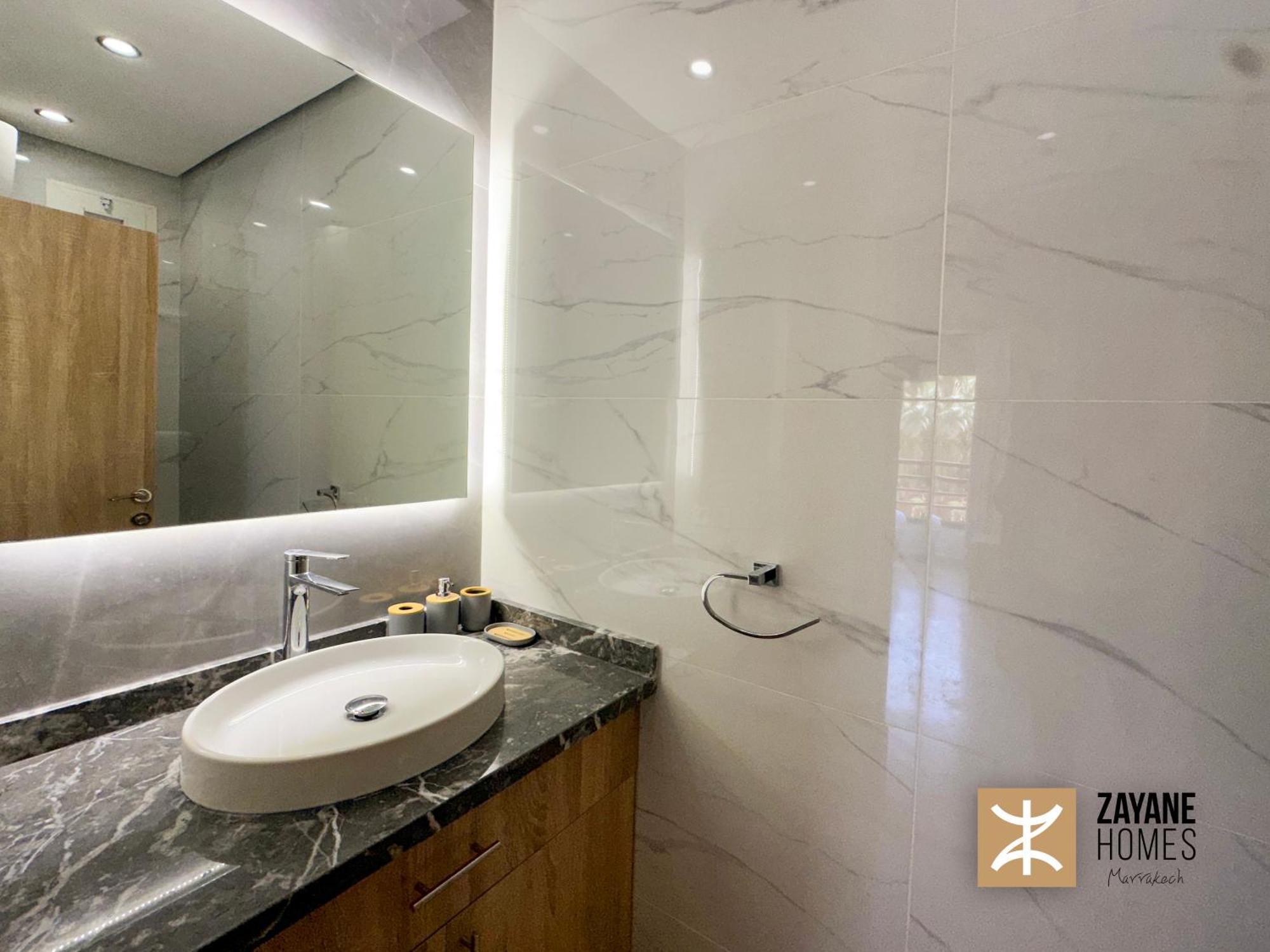 Premium Amazigh 2br Flat - Balcony & Pool Access Apartment