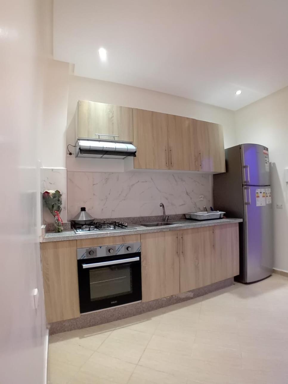 Appartement Beautiful Near Airport *