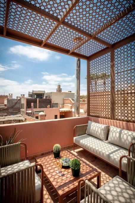 Appartement Private Anaqa - 5mins From The Main Square