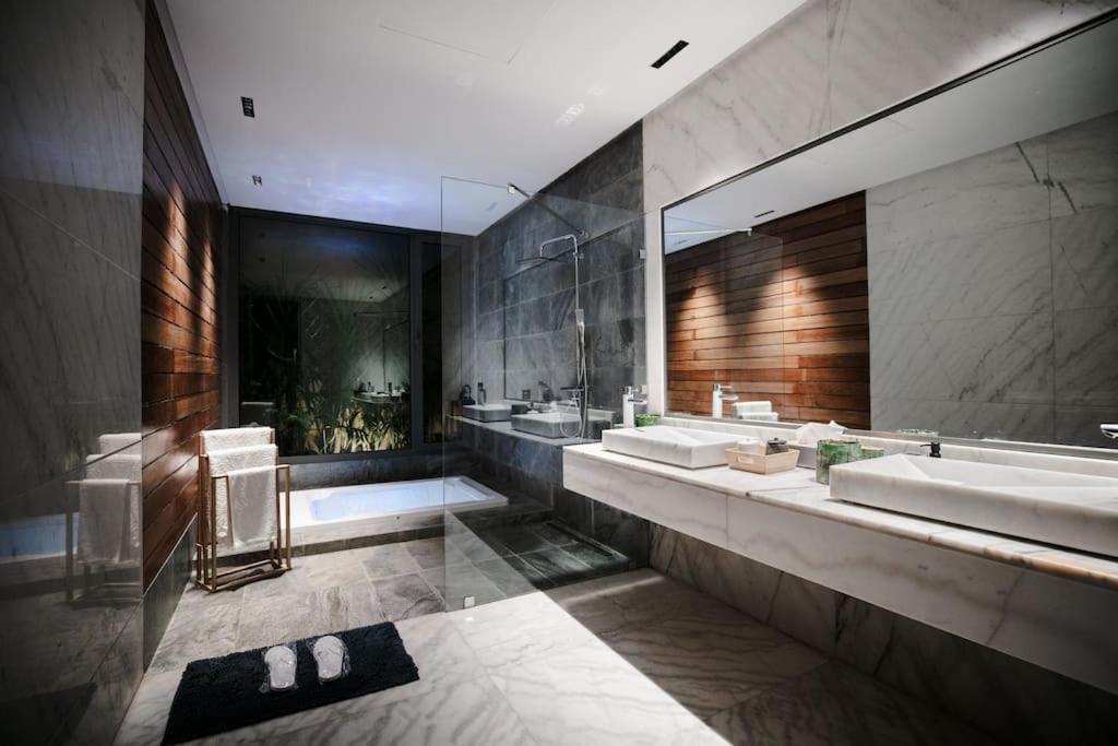Villa Architect-designed With A View Of The Atlas