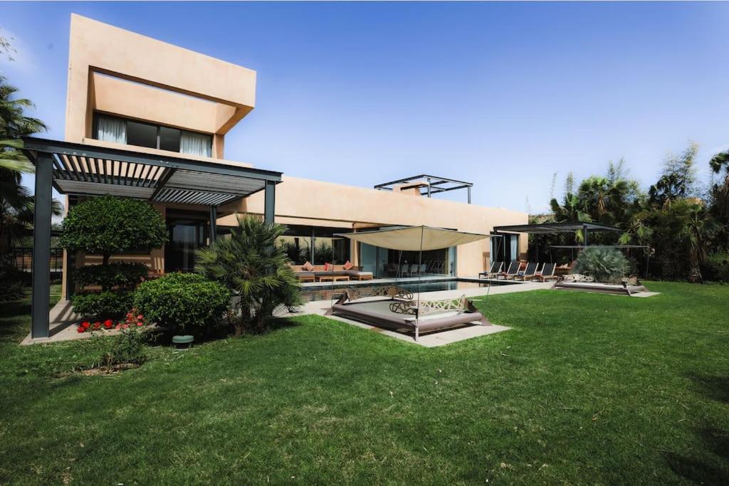 Architect-designed With A View Of The Atlas Villa