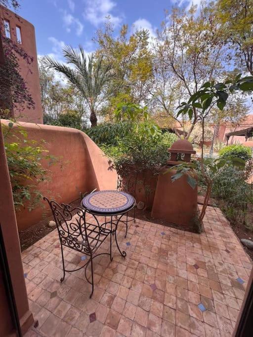Bel Avec Jardin, Terrasse Et Piscine Lagon