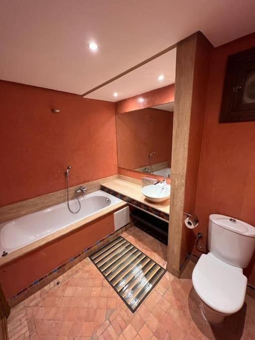 Bel Avec Jardin, Terrasse Et Piscine Lagon Appartement
