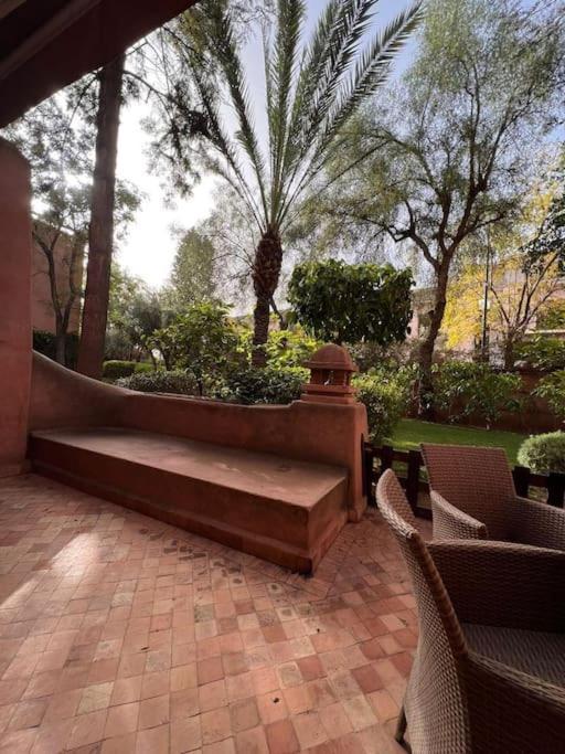 Bel Avec Jardin, Terrasse Et Piscine Lagon Appartement
