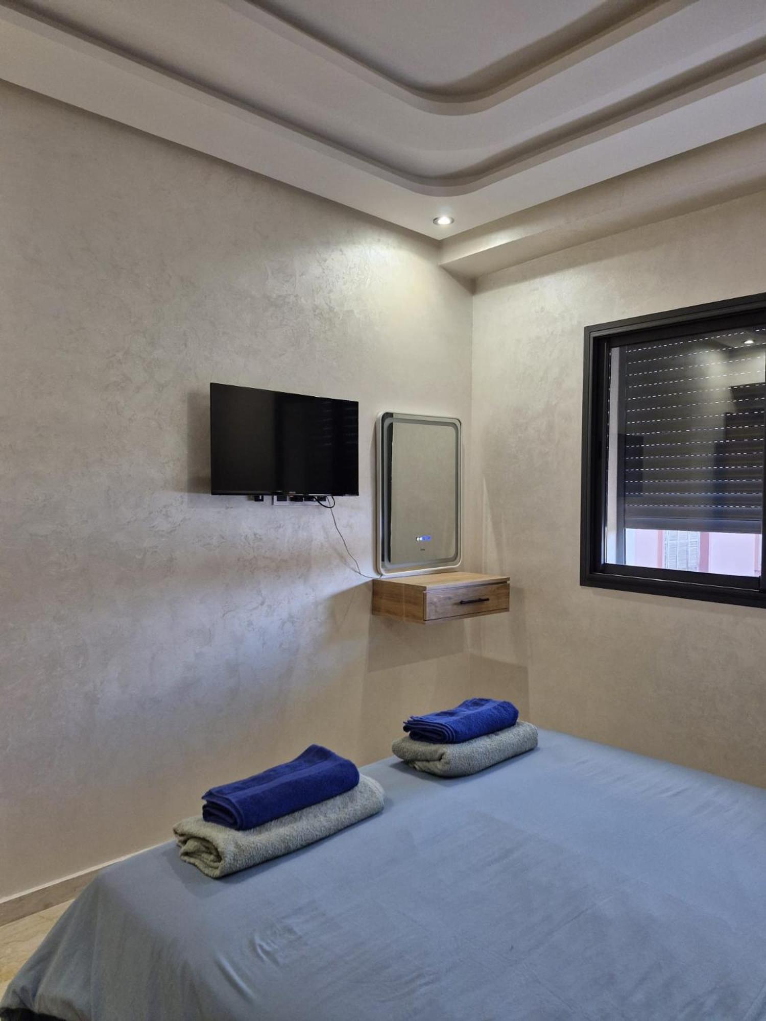 Avec Patio Et Jaccuzzi Appartement *