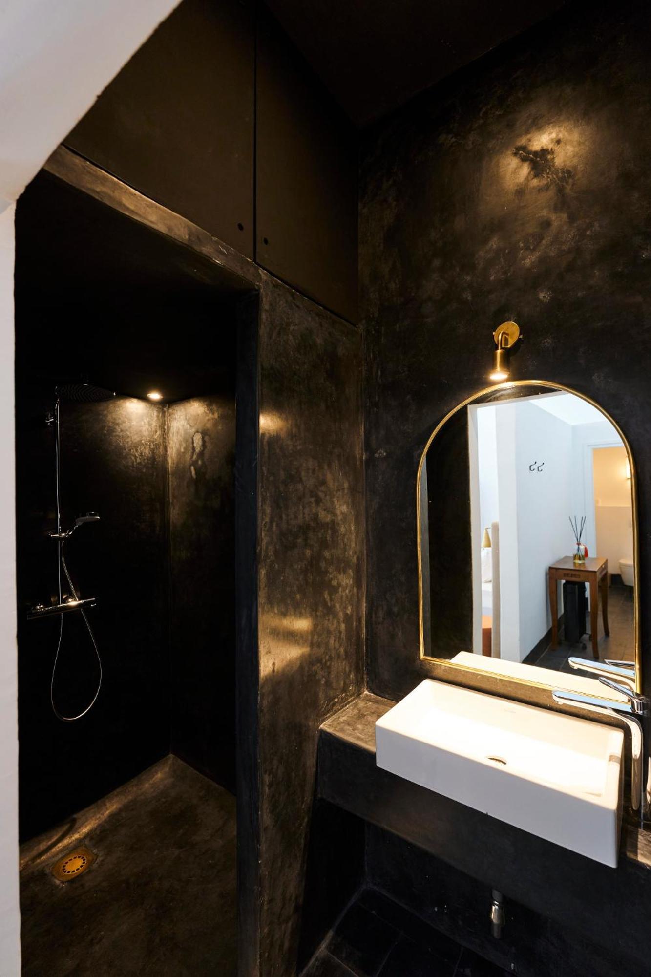 Dar Nakous Riad