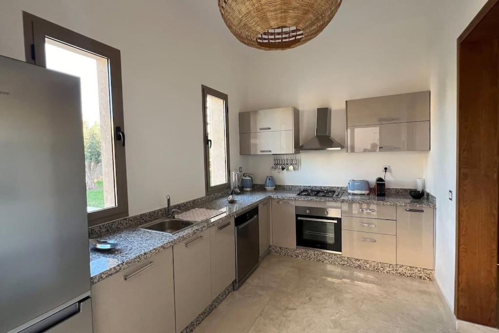 Villa Belle Kimanu Contemporaine A 20 Min De Marrakech