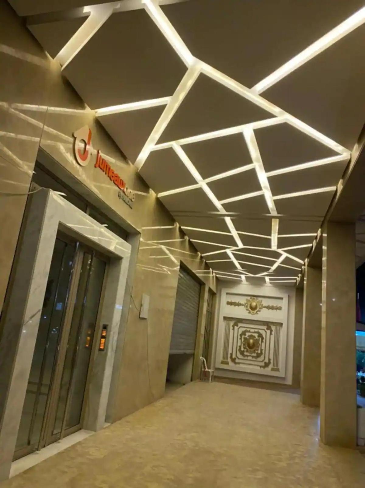 Au Centre De Gueliz Marrakesh