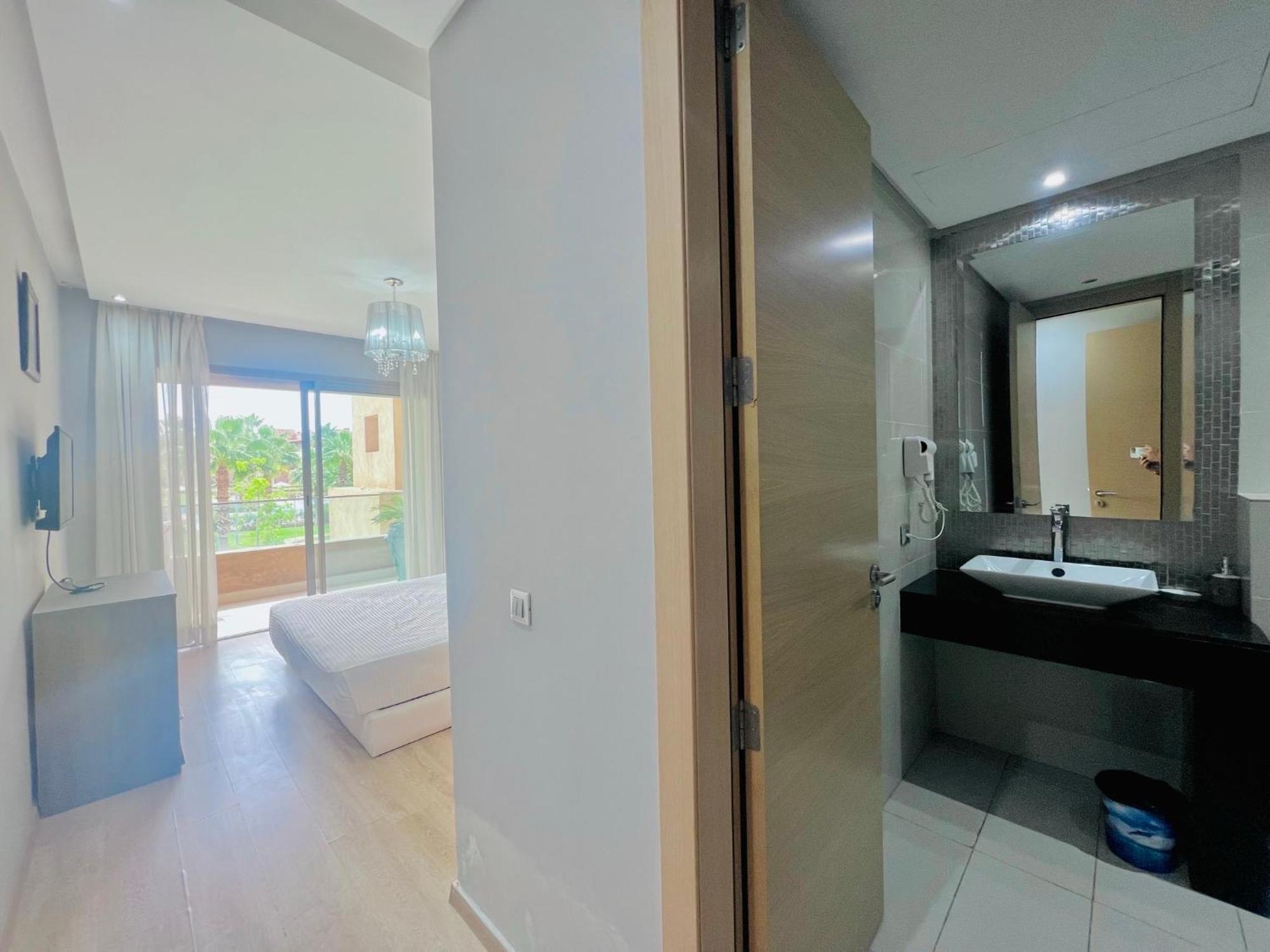 Prestigia De Luxe *