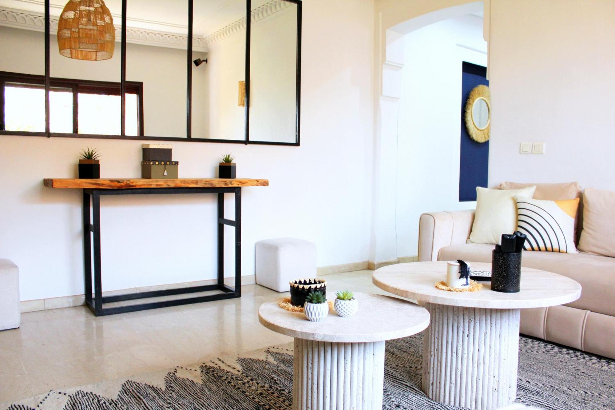 Apartment Rare : Superbe Appartement&grande Terrasse Avec Vue Degagee Dans Le + Joli Quartier De Marrakech, Majorelle Marrakesch