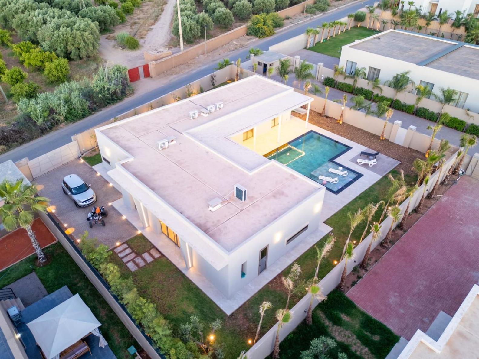 Seyana Master, Piscine Privee, Sans Vis A Vis