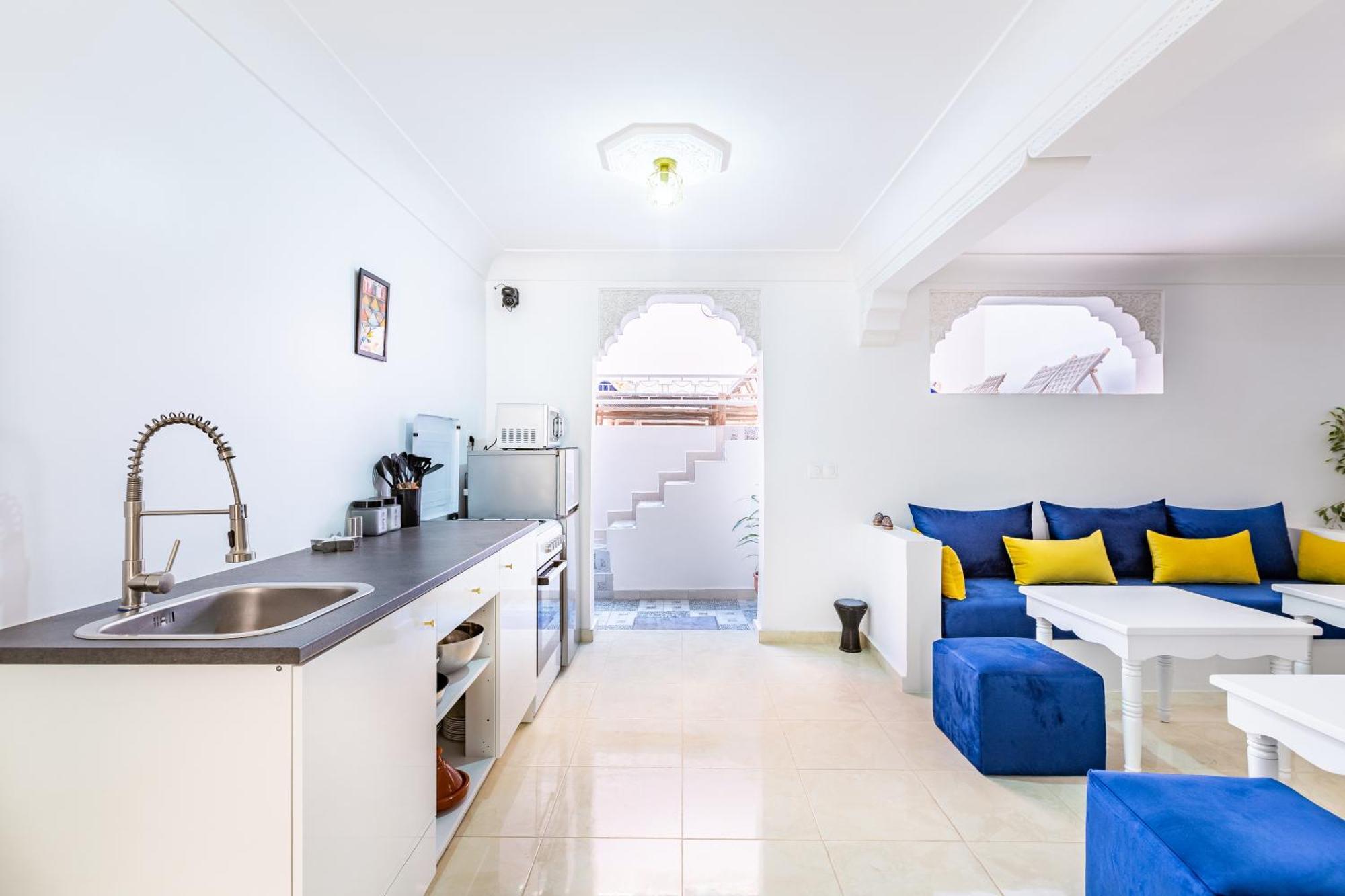 Dar Juma, & Appartements, & Piscine Chauffee Riad 5*