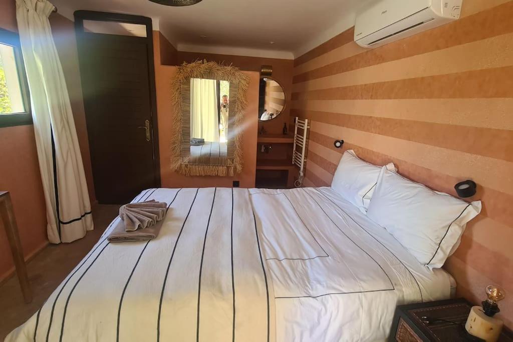 Villa Les Lauriers, 4 Suites, Piscine Privee, Petit Dejeuner Compris