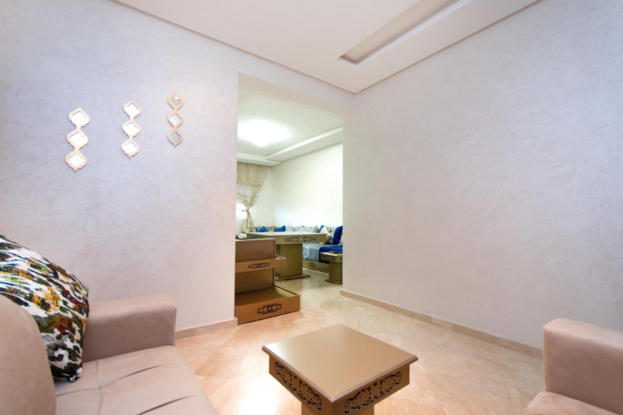 10 Min Menara Airport, Con Piscina Appartement *